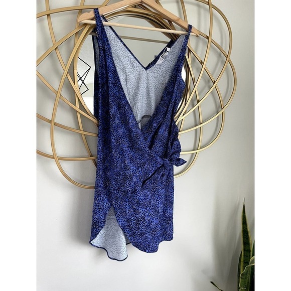 NWT Paris Atelier Cardigan Vest size XS - Picture 1 of 7